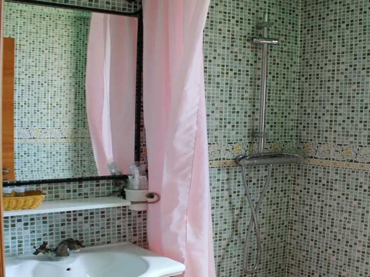 Hostal La Savina Cervera Kültér fotó